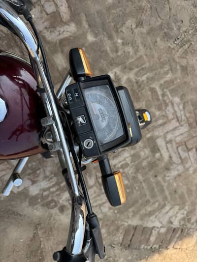Honda CD 70 condition new