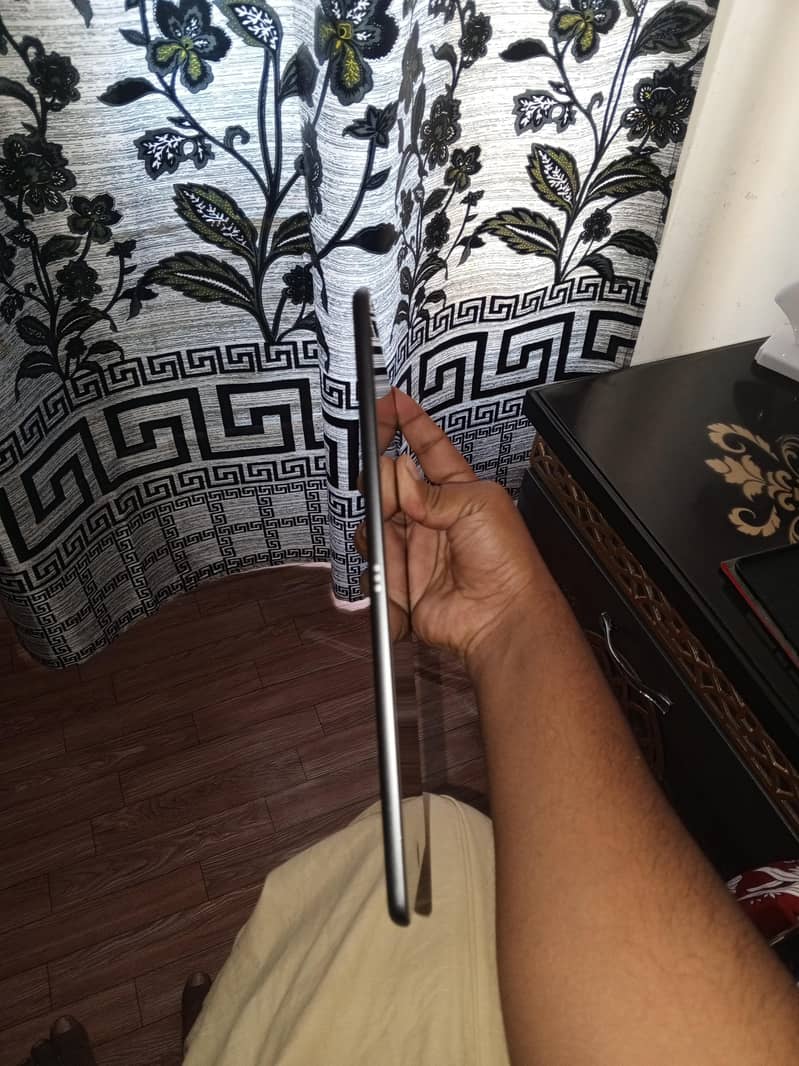 iPad 7th Generation 3