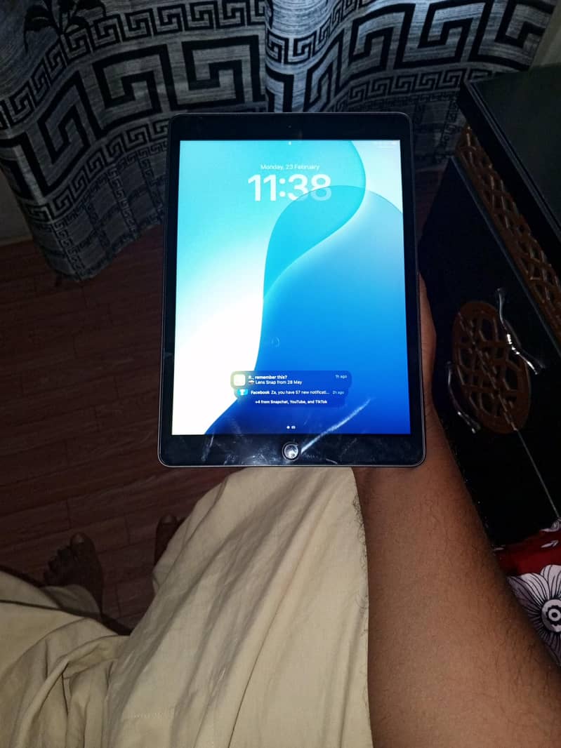 iPad 7th Generation 6