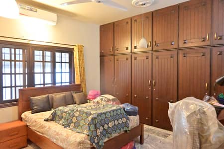 1000 Square Yards, Phase 2, Top Location, Never Miss The Chance To Visit, (Only Direct Buyers)