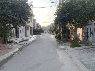 Signal story marbal floor house