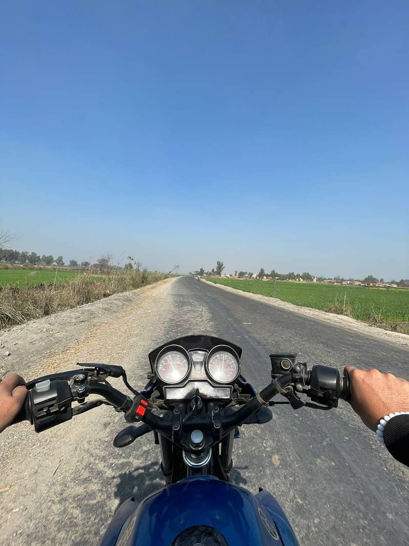 2016 Yamaha YBR 125 (Japanese Import) – Powerful & Reliable! 1