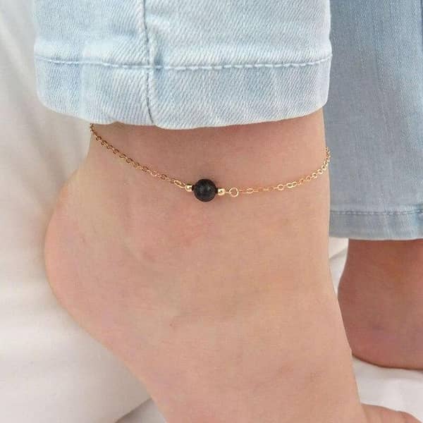 New Fancy Anklet for Girls: Black Beads with Golden Chain (Payall) for Women