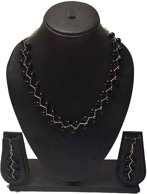 Azlan's zigzag necklace set for women with matching earrings