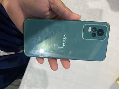 v21 8+4 128gb price 20 hzar