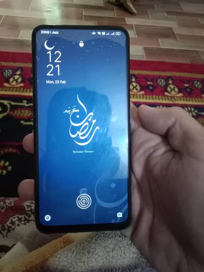 OPPO Reno 2f aik hath chla hua ha condition 10/9.5 ha 03086230227