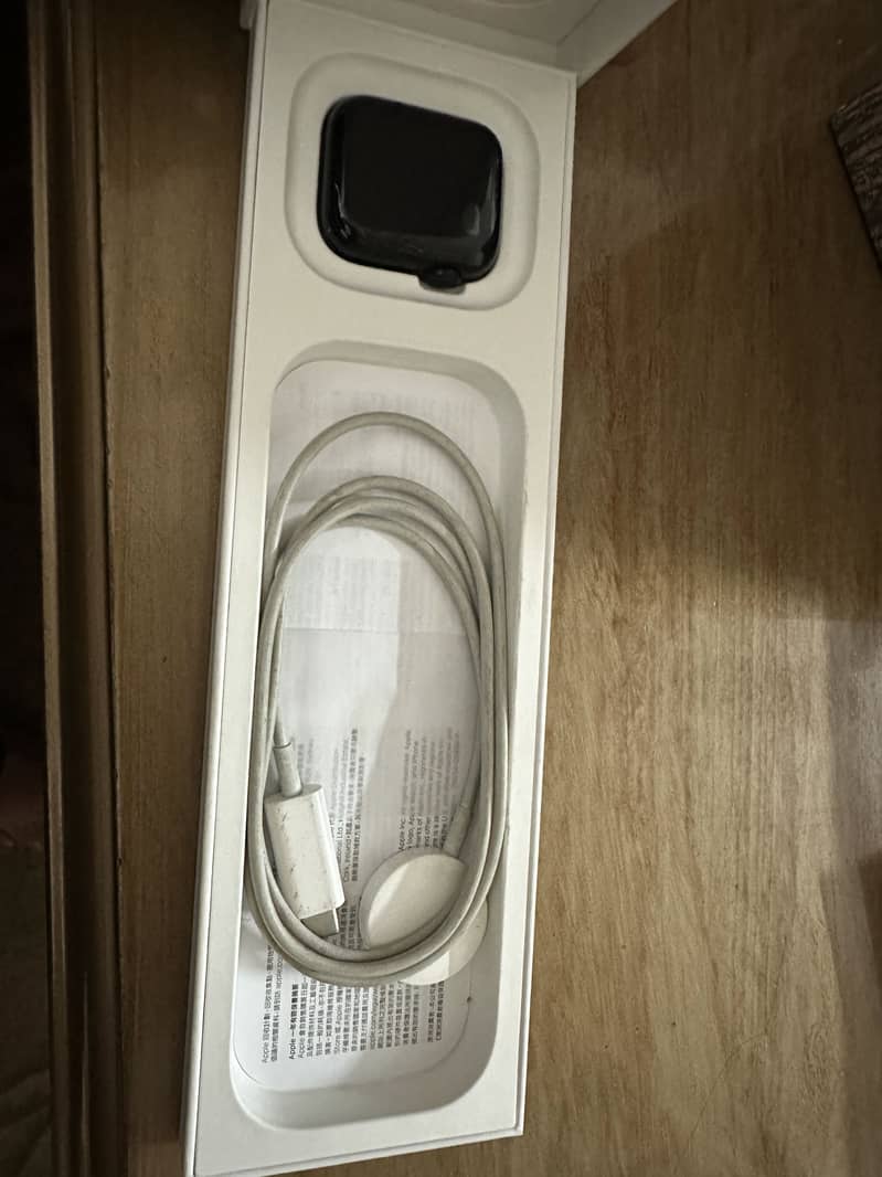 Apple Se Second generation 1