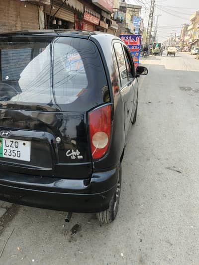 santro gv good condition call 03235410462