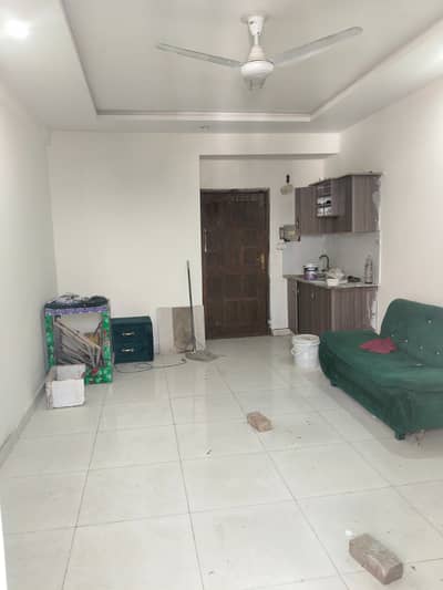 Studeo unfurnished flat available for rent in E11