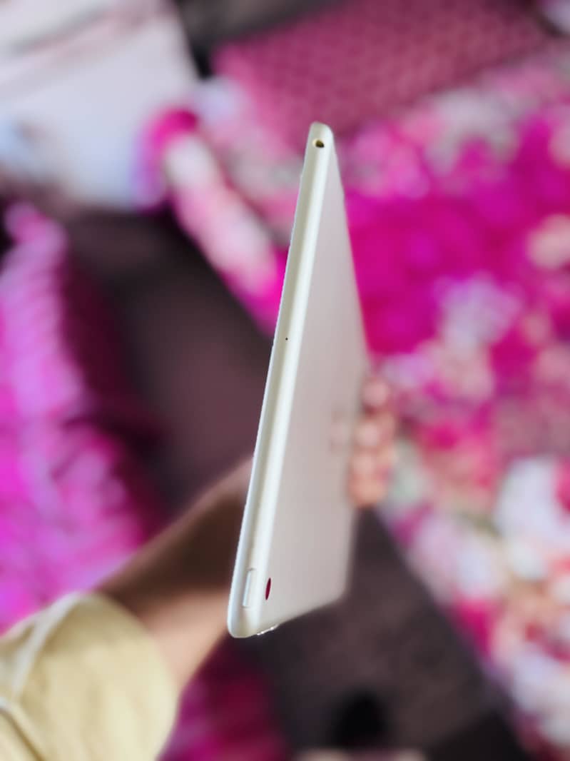 iPad 7th Generation 5