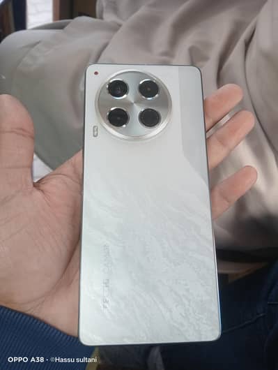 12+8 Ram 256 GB  All Ok  condition 10 by 9.5 one hand use