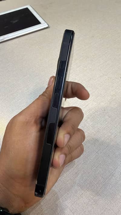 iPhone 16 pro 128 Gb Jv