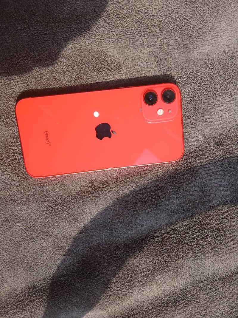 iPhone 12 mini 0