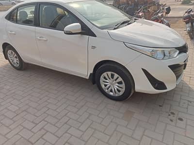 TOYOTA YARIS 2020 MODEL 2 PEACE TOUCH.