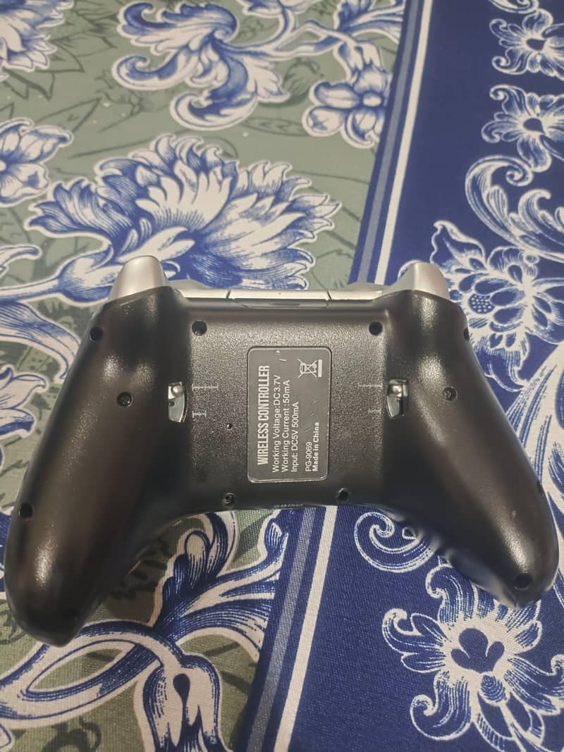 IPEGA 9069 Wireless Bluetooth Controller with touchpad 6