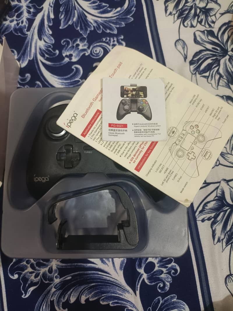 IPEGA 9069 Wireless Bluetooth Controller with touchpad 9