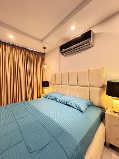 LUXURY FURNISHED STUDIO APARTMENT FOR RENT AT BAHRIA TOWN