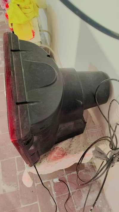 soundmax tv home used