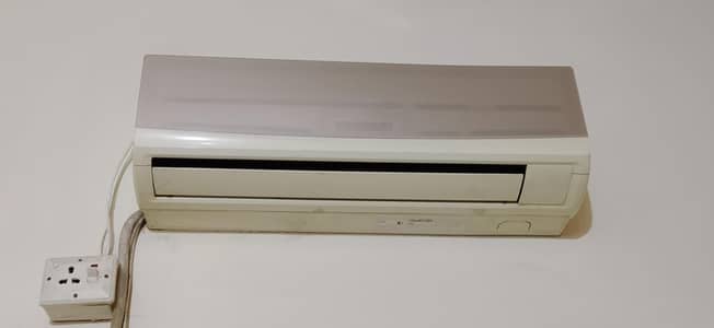 1 Ton Haier Split Ac in Working Conditions