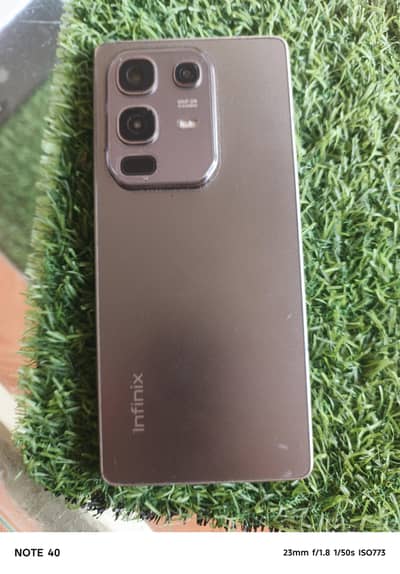 with box and charger and wireless