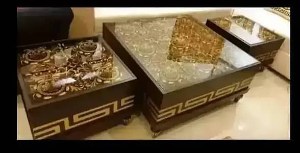 Elegant Design Center Table & Coffee Table Set