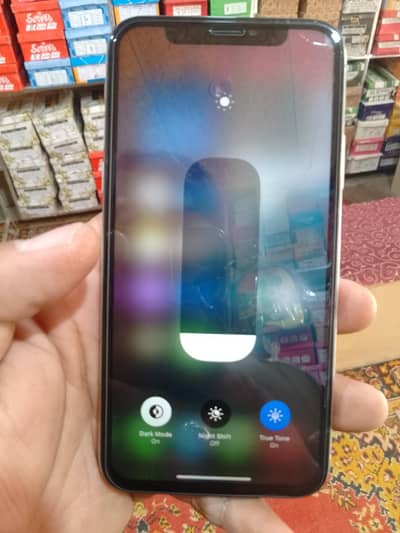 I phone xs totally original h256 urgent sale