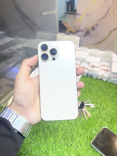 Iphone 16 pro max factory unlock