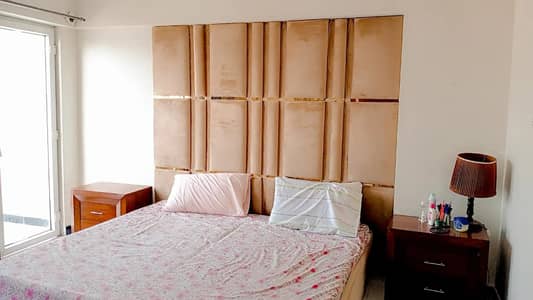 Furnished room available for rent in E11 4 in capital residencya