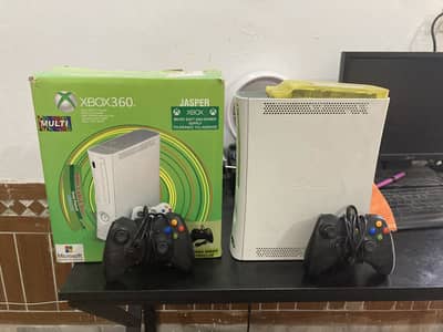 Xbox 360 console with 2 controllers