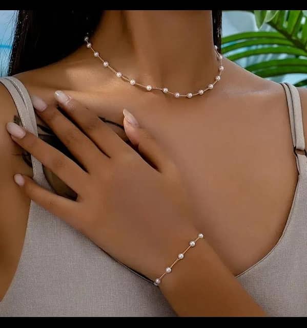 Imitation Pearl Bracelet and Necklace Set, Bohemian Style – Simple, Fresh Jewelry for Everyday Wear and Special Occasions
