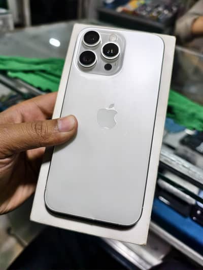iPhone 15 Pro Max White Titanium