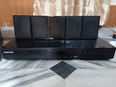 Samsung Home Theater Hai LCDs K sath patch karne K liye 5+1