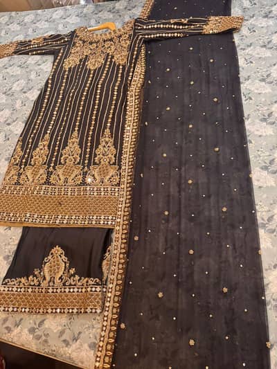 gorgeous black formal dress