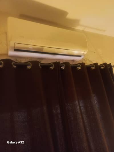 1.5 TON INVERTER " CHANGHONGRUBA " IN MINT CONDITION