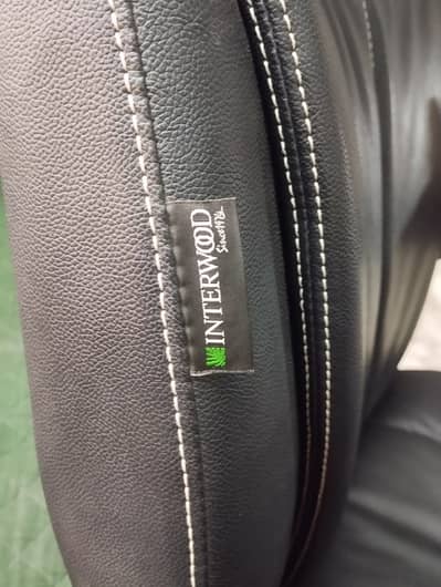 Interwood office executive chair, brand new , condition 10/10