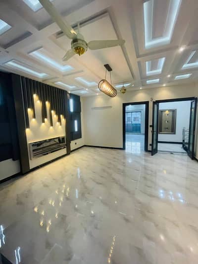 10 Marla like new house available for rent sector C bahria town Lahore