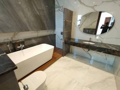 UPPER PORTION FOR RENT IN F-7