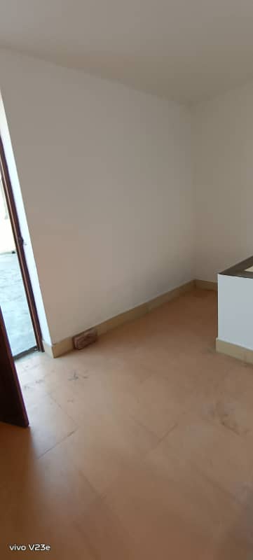 5 MARLA UPPER PORTIONS FOR RENT IN PCSIR STAFF COLOY COLLEGE ROAD LAHORE