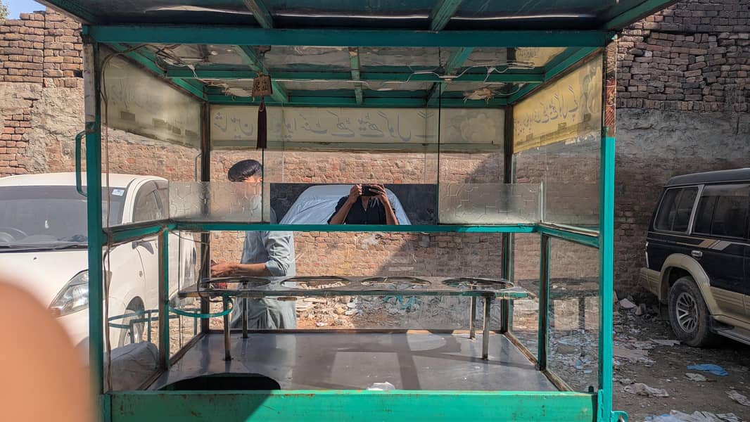 رکشہ چنگچی کاؤنٹر 8