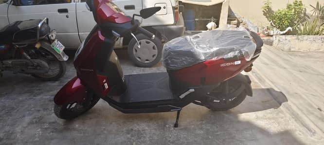 Honda I-con Scooty Urgent For Sale | Honda Scooty | 30KM Used | 1 Day