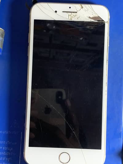 iPhone 7plus screen broken