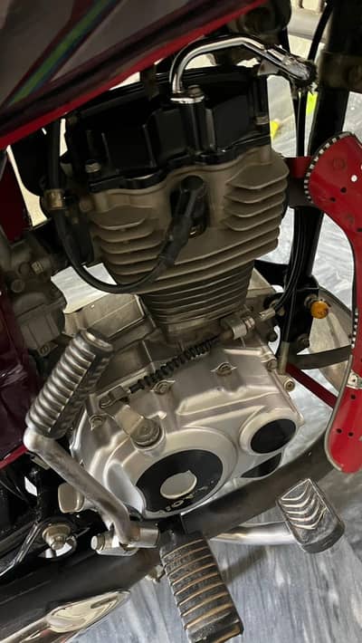 Honda 125 good condition 10/10