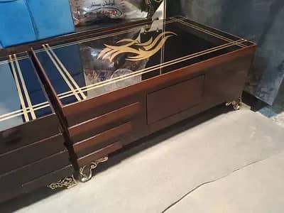 Antique Design Center Table & Coffee Tables Set