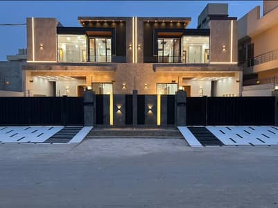 10 Marla Luxury Brand New Pair House For Sale Model Town
