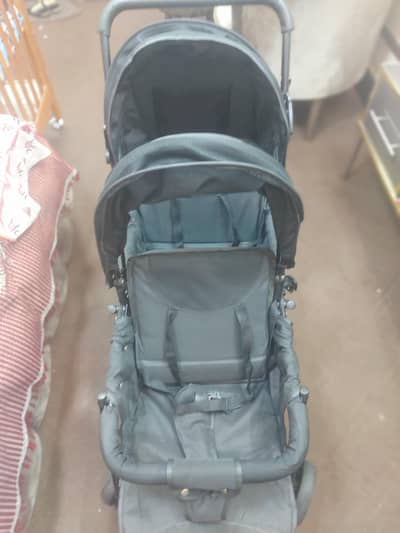 Zubaidas Pram for 2 babies