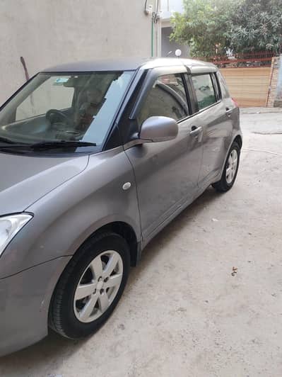 suzuki swift 2017 model urgent sale