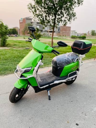 United Sharp E Scoty  Cm Punajb