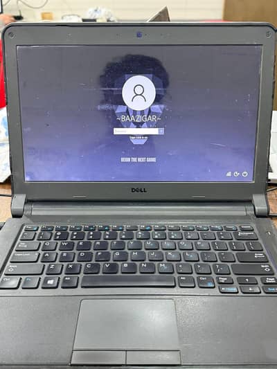 Intel Core i3 (5th Gen) latitude 3350