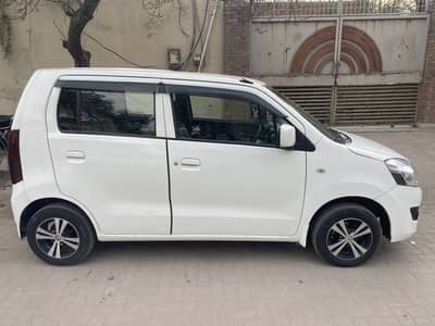 Suzuki wagonR 2017 model