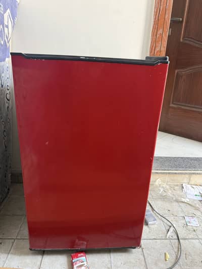 Dawlance Mid Fridge Refrigerator